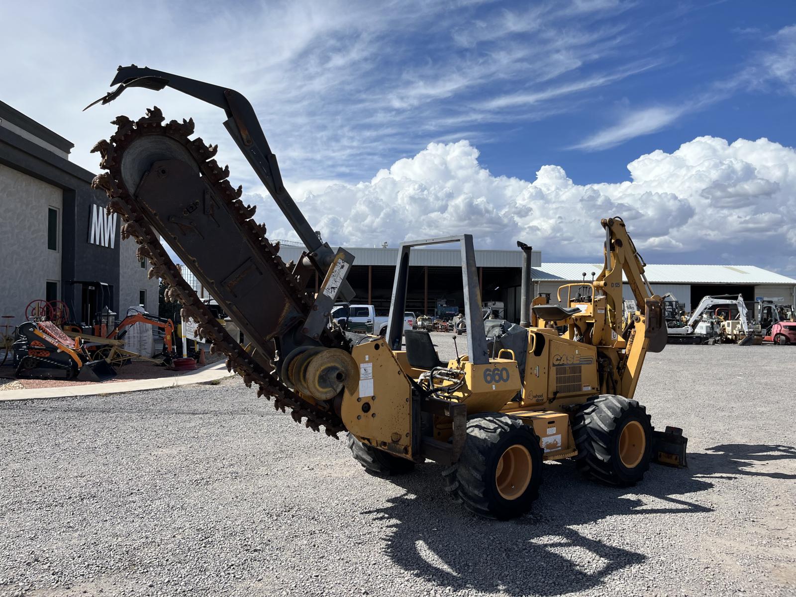 ./imagenes/INVOICE/2019/16425/ZANJADORA CASE 660 (22).JPG